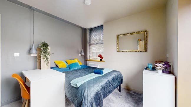 Furnished Spacious Double Room with Balcony Main Photo