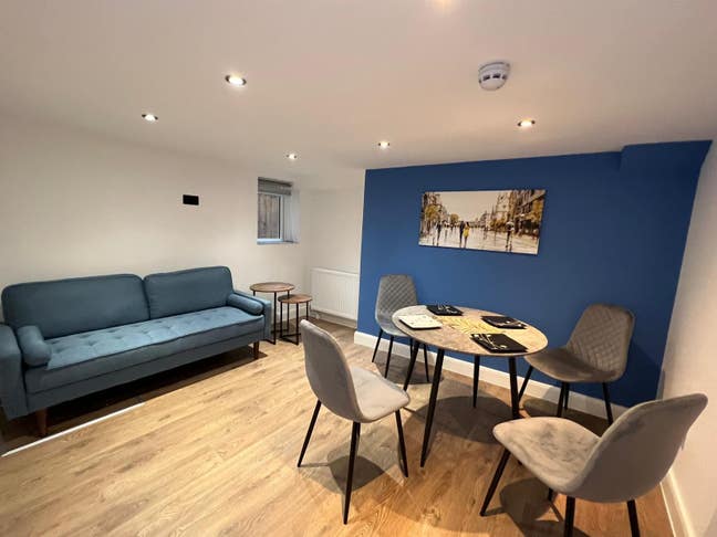 Newly Refurbished & Furnished 6-Bed Shared House Main Photo