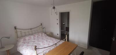 Close to the High Street, Walking Dist to Train Main Photo