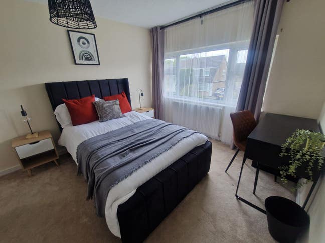 Amazing Rooms Available North Leeds - Alwoodley Main Photo