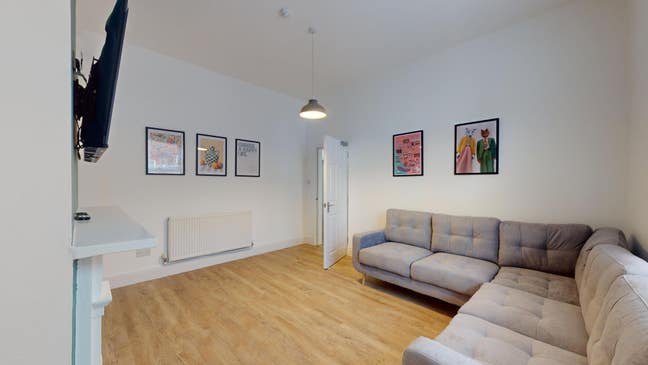 Rufford Road - 6 Bed Property Available Main Photo
