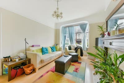 4 Bed 2 Bath House on Edencourt Road, SW16 Main Photo