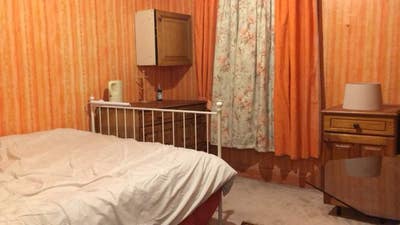 Furnished Room for Rent Main Photo