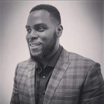 I am a professional male aged 34. I am lookin... Main Photo