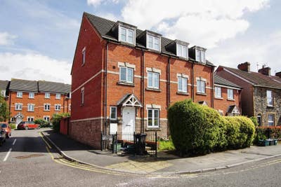 Kingswood/Hanham room available for student Main Photo