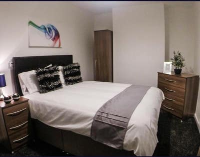 Large Ground Floor Room In Solihull To Let Main Photo