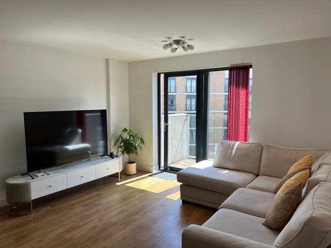 Double room to rent in Canada Water Main Photo