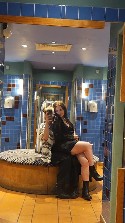 Couple looking for one bedroom flat (no sharing) Main Photo