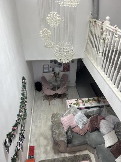 Large Double furnished room to rent Main Photo