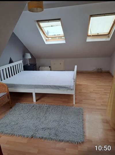 &pound;900 double ensuite &pound;720 double bedroom available  Main Photo