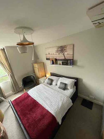 Double Room in Clapham Junction Main Photo