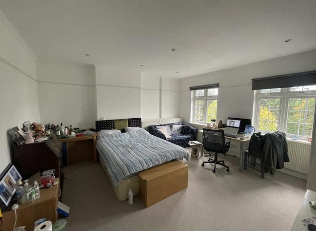 Sublet spacious double room£800 pm, bills included Main Photo