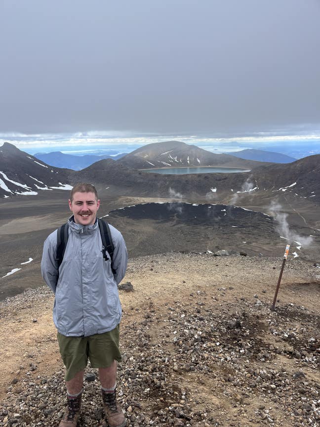 Looking for a room from Jan 2026z  Main Photo