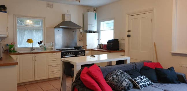 Double Room - Bills, Super Fast Wi-Fi Main Photo