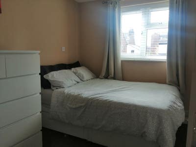 Double room available in shared house Main Photo