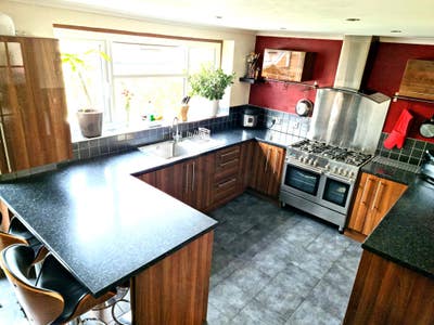 3 Bed Ilford &pound;2395pcm  Main Photo