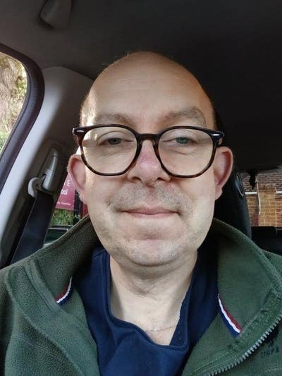 Professional male seeks lodgings  Main Photo