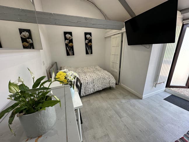  Luxury  Studios,  Rectory  Lane,  Cranfield  MK43  Main Photo