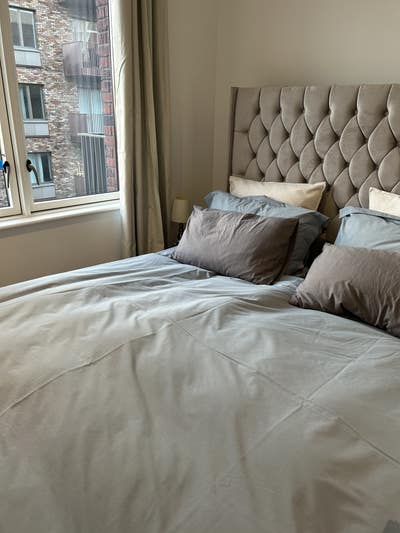 Modern River View Main Bedroom  Main Photo