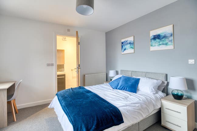 Luxury Ensuite Double Room Available Now!! Main Photo