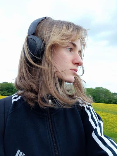 moving to London after graduation, short term let! Main Photo