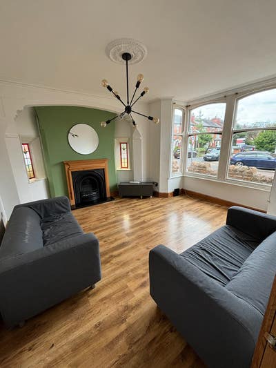 Double rooms In West Bridgford - Close to City Main Photo