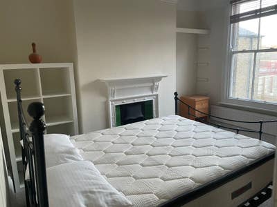 Brixton Edwardia Double room 10 walk from station  Main Photo