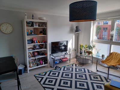 Bright and breezy shared flat. Main Photo
