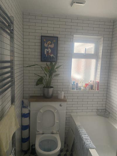 1 double room available from October  Mile Oak Main Photo