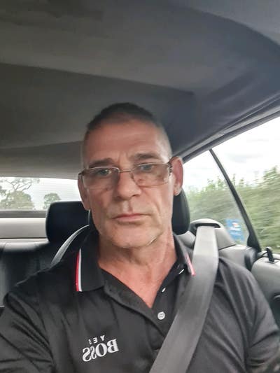 I am a professional male aged 58, currently u... Main Photo