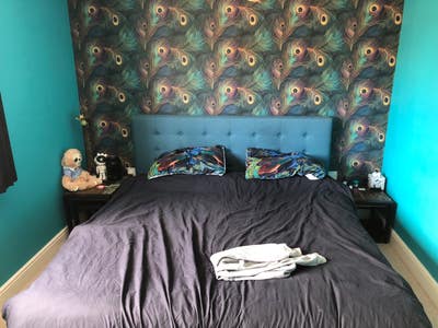 Large double room with private bathroom Main Photo