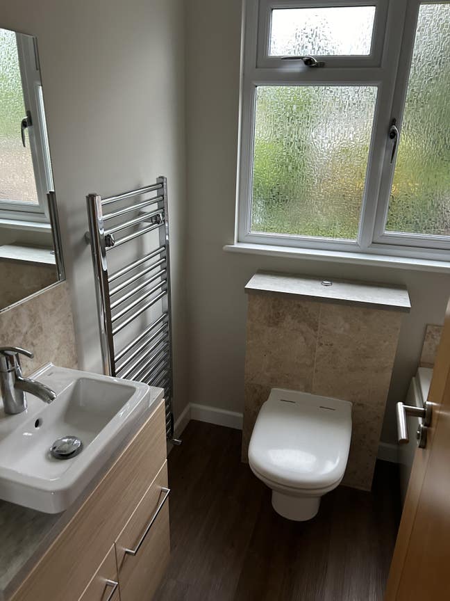 1 double room Ferndown close to airport and shops Main Photo