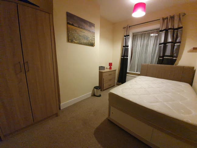 Double room in a cosy Home Main Photo