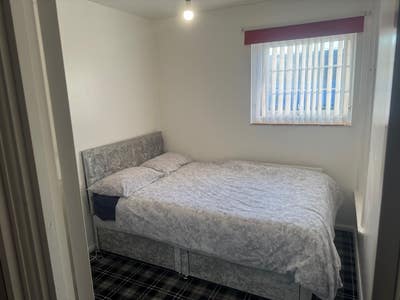  Furnished Double Bed Room for Single Person Main Photo