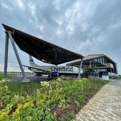 Premium Double room with large desk triple  wardro Main Photo