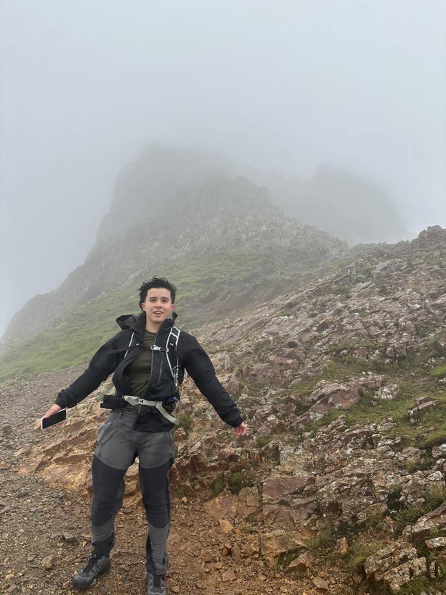 Friendly Professional looking for buddies Main Photo