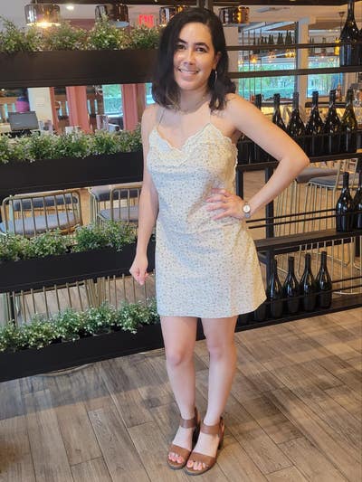 Female 35, short term room rental Main Photo