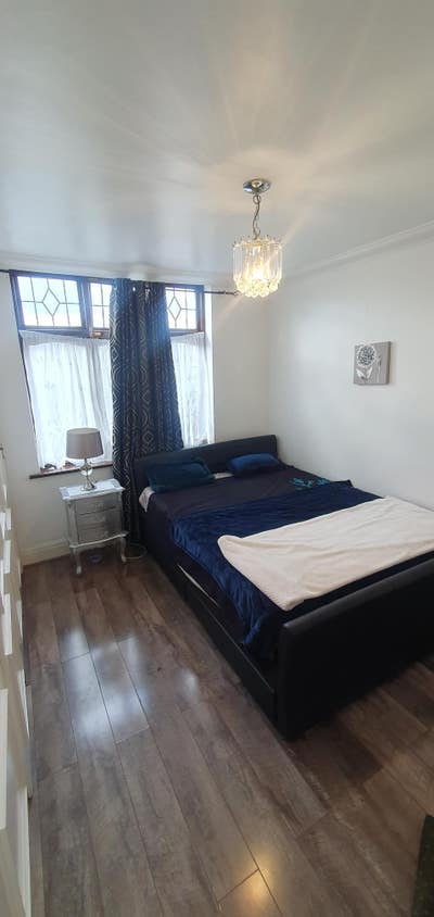 Double Bedroom available in Barking east london  Main Photo