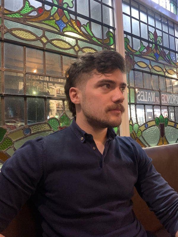 Professional male looking for a double bedroom Main Photo