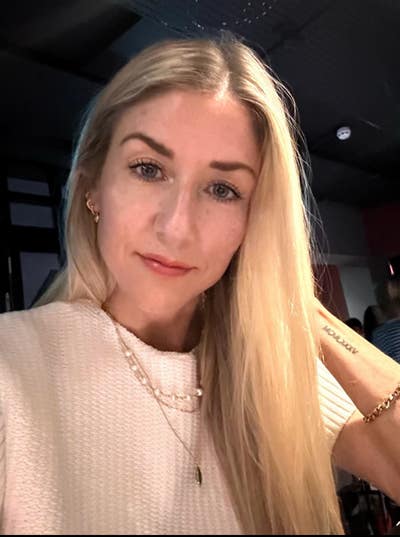 Professional Female Looking for a Double Room Main Photo