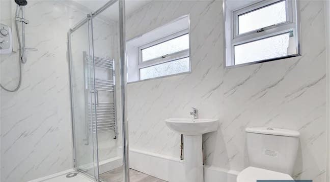 Double Room in CV3 💯 Bills included ✅ Main Photo