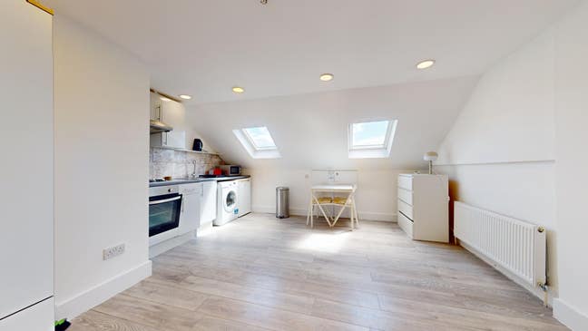 Studio Flat In Willesden Green, All Bills Inclu Main Photo