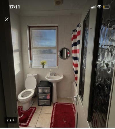 Spacious Double bedroom for single occupant  Main Photo