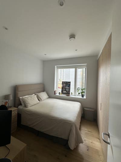 Modern Double Room w/ ensuite in Notting Hill Main Photo