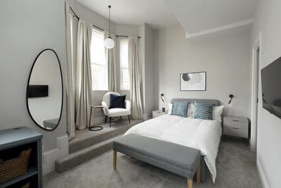 Large Suite in Clapham/Brixton Main Photo