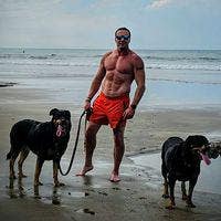 I am a professional male aged 53. I am lookin... Main Photo