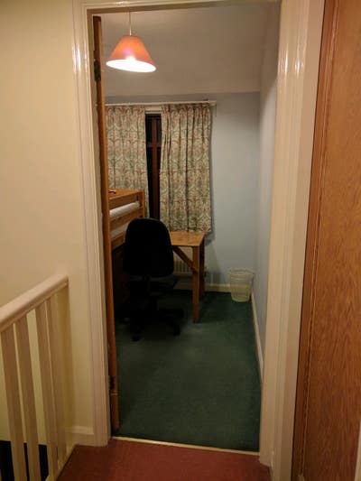 Single room available in West Cambridge  Main Photo