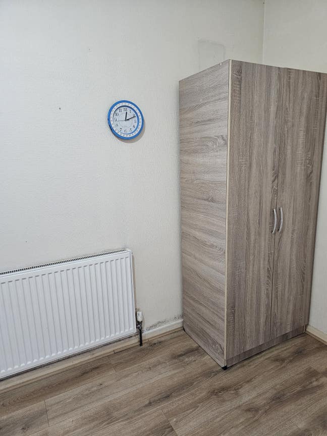 Room for rent  Main Photo