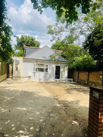 1 Double Room  for  rent  in  Isleworth  TW7 Main Photo