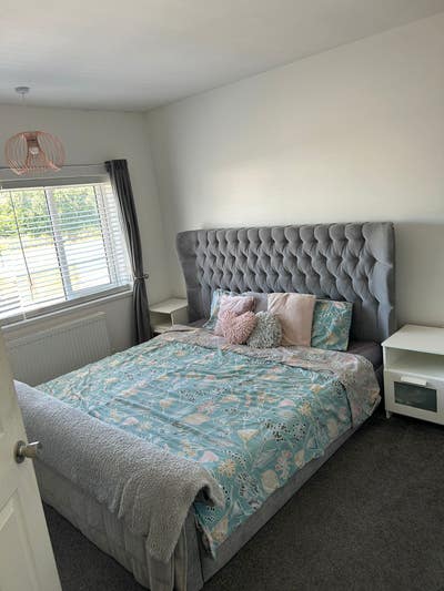 Beautiful double room with super king bed! Main Photo